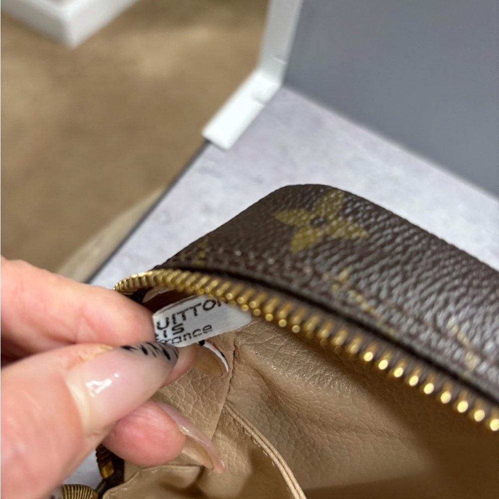 Louis Vuitton Monogram VINTAGE Trousse 23 - Picture 11 of 15